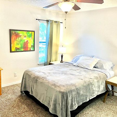 Daytona 2 Bed Apartment 10 Minutes To Beach With Balcony Порт Ориндж Екстериор снимка