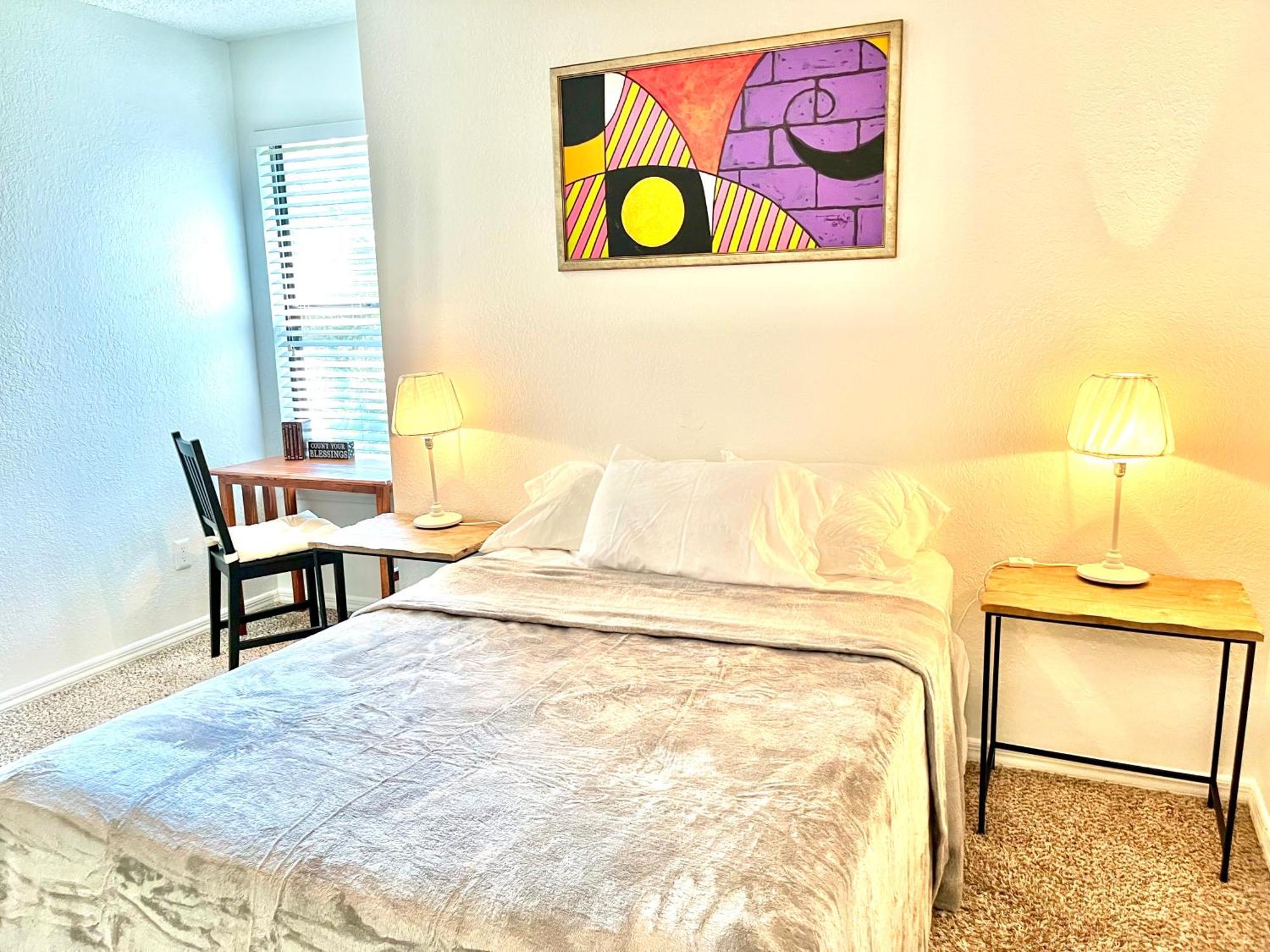 Daytona 2 Bed Apartment 10 Minutes To Beach With Balcony Порт Ориндж Екстериор снимка