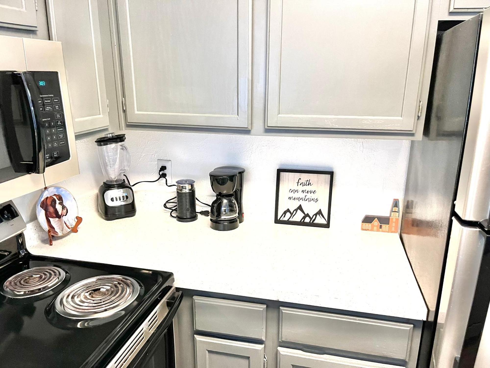 Daytona 2 Bed Apartment 10 Minutes To Beach With Balcony Порт Ориндж Екстериор снимка