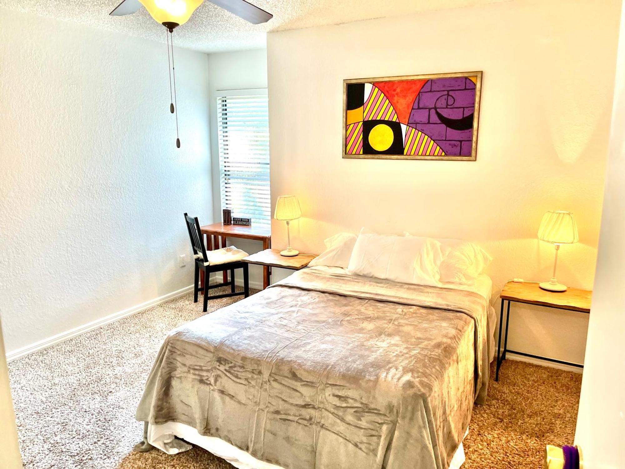 Daytona 2 Bed Apartment 10 Minutes To Beach With Balcony Порт Ориндж Екстериор снимка