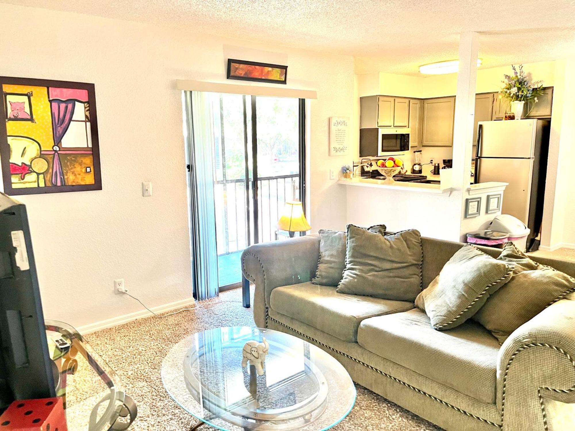 Daytona 2 Bed Apartment 10 Minutes To Beach With Balcony Порт Ориндж Екстериор снимка