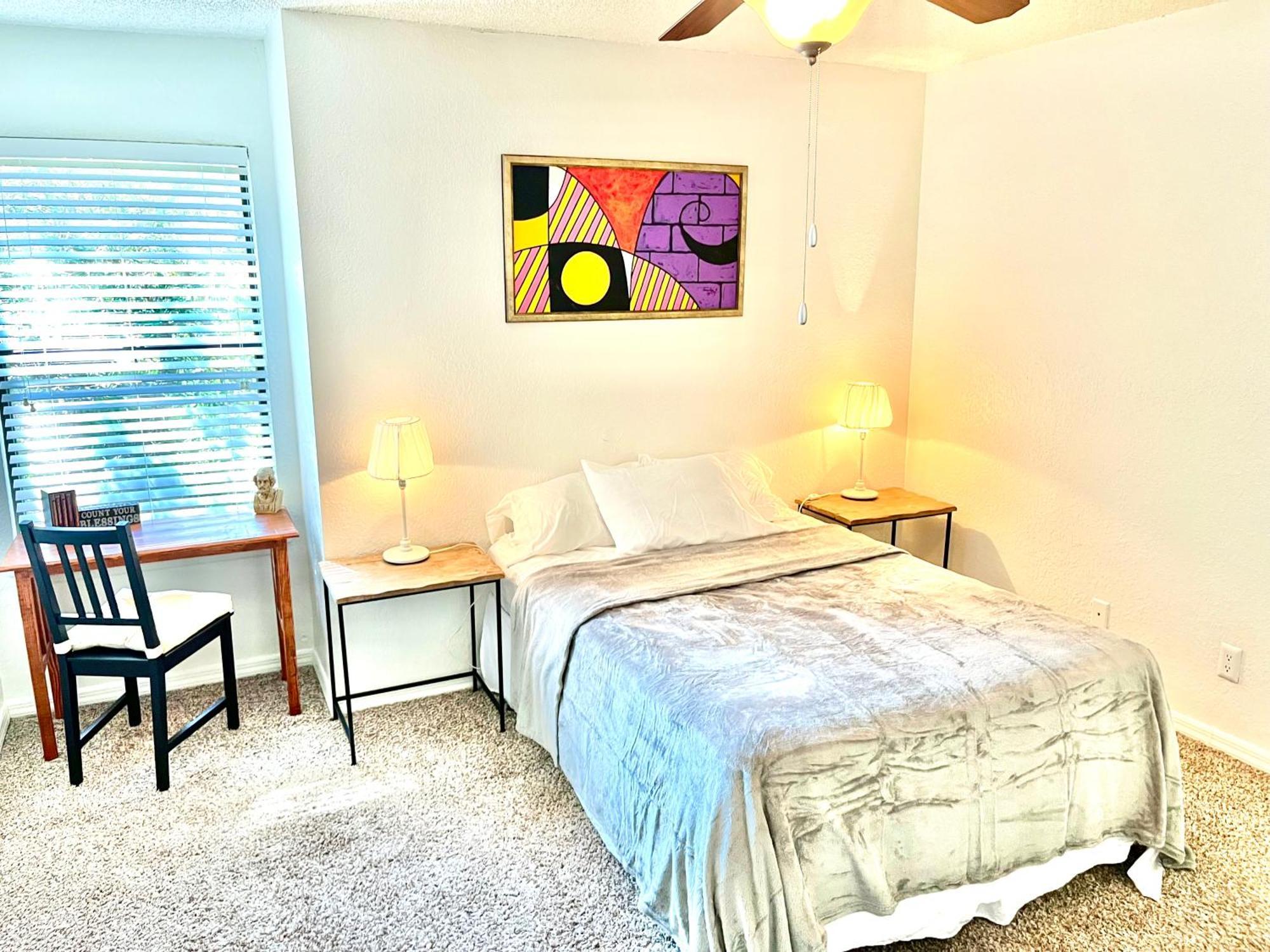 Daytona 2 Bed Apartment 10 Minutes To Beach With Balcony Порт Ориндж Екстериор снимка