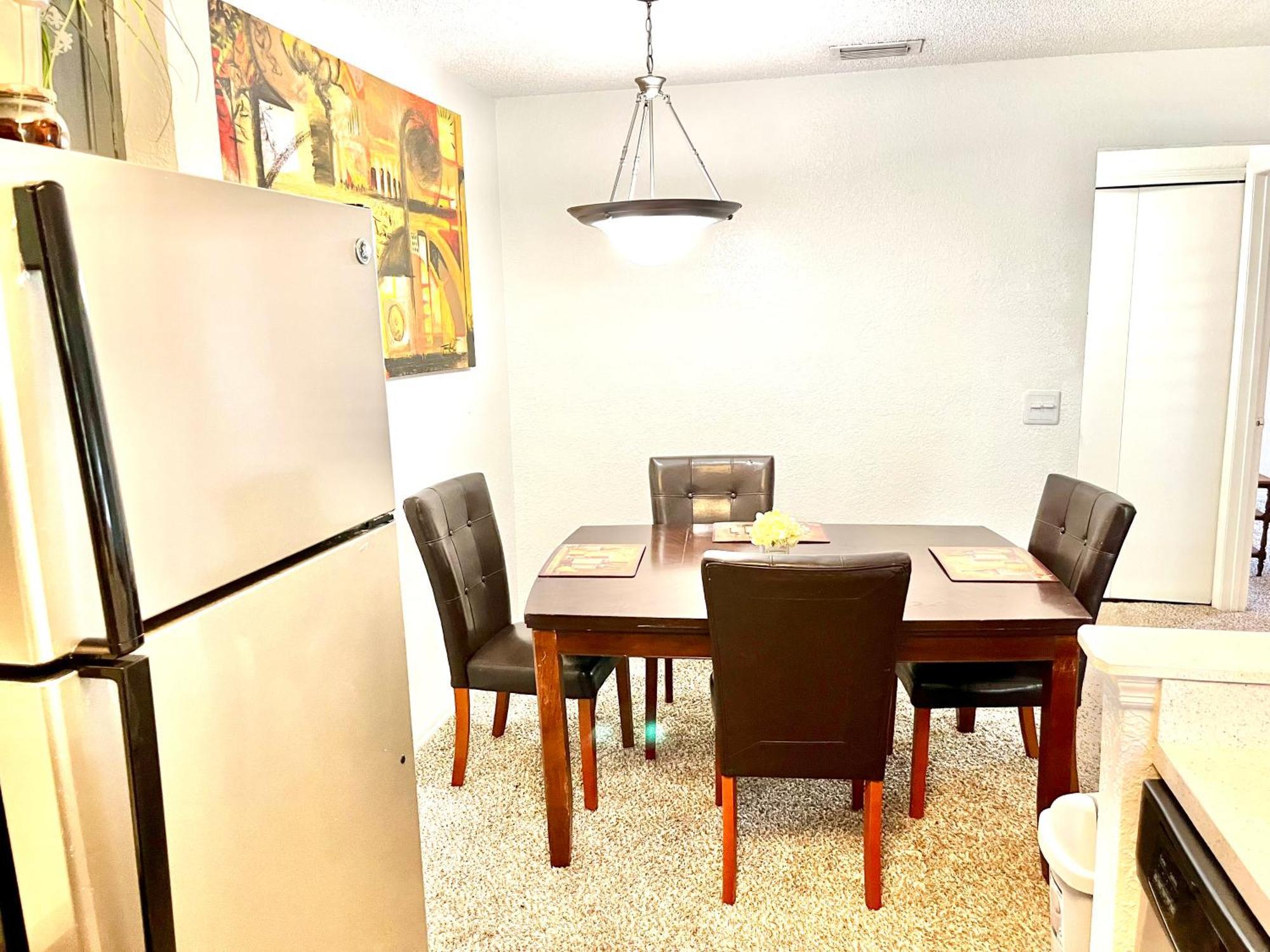 Daytona 2 Bed Apartment 10 Minutes To Beach With Balcony Порт Ориндж Екстериор снимка