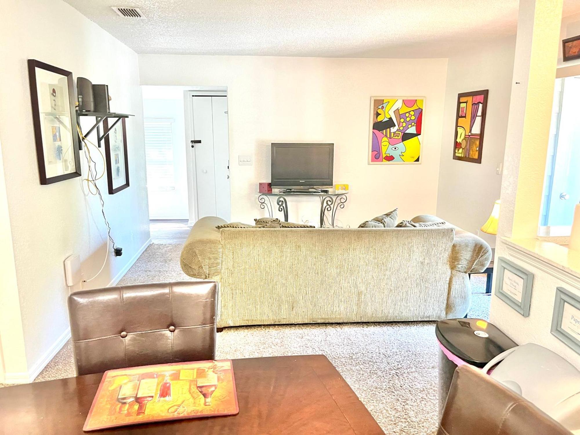Daytona 2 Bed Apartment 10 Minutes To Beach With Balcony Порт Ориндж Екстериор снимка