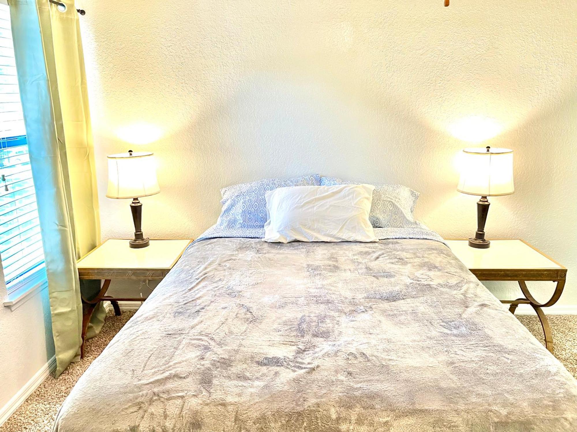 Daytona 2 Bed Apartment 10 Minutes To Beach With Balcony Порт Ориндж Екстериор снимка