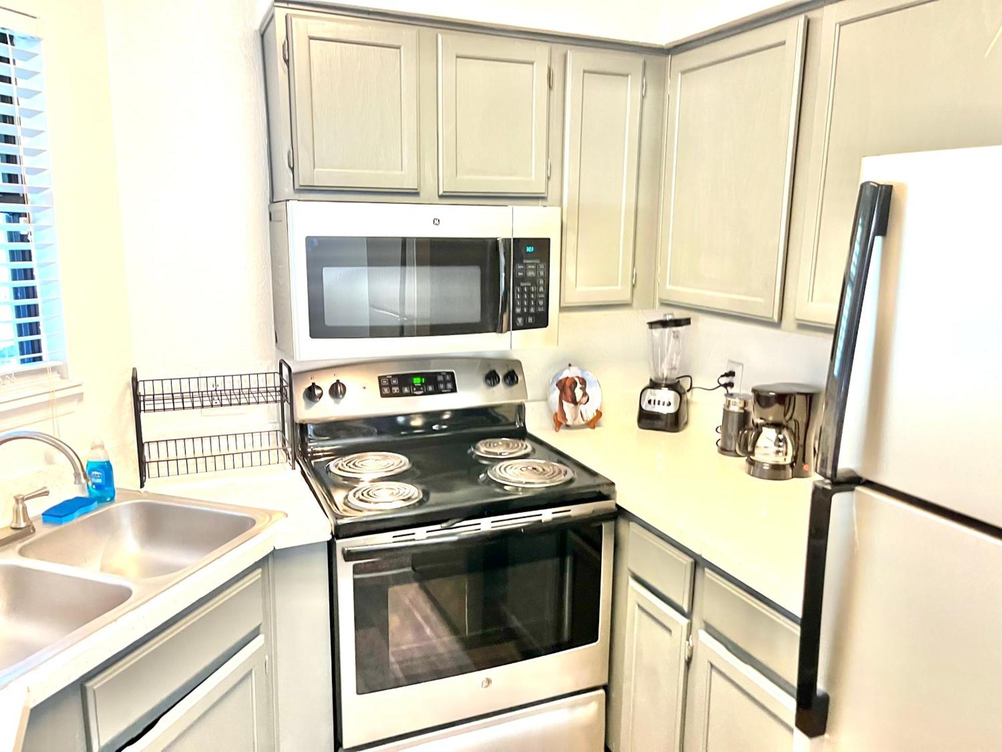 Daytona 2 Bed Apartment 10 Minutes To Beach With Balcony Порт Ориндж Екстериор снимка