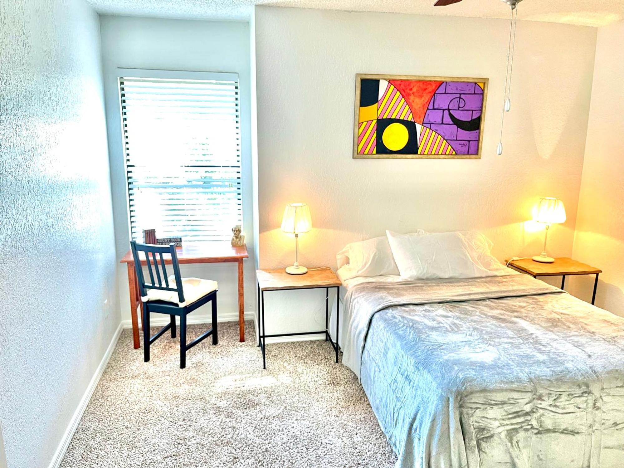 Daytona 2 Bed Apartment 10 Minutes To Beach With Balcony Порт Ориндж Екстериор снимка