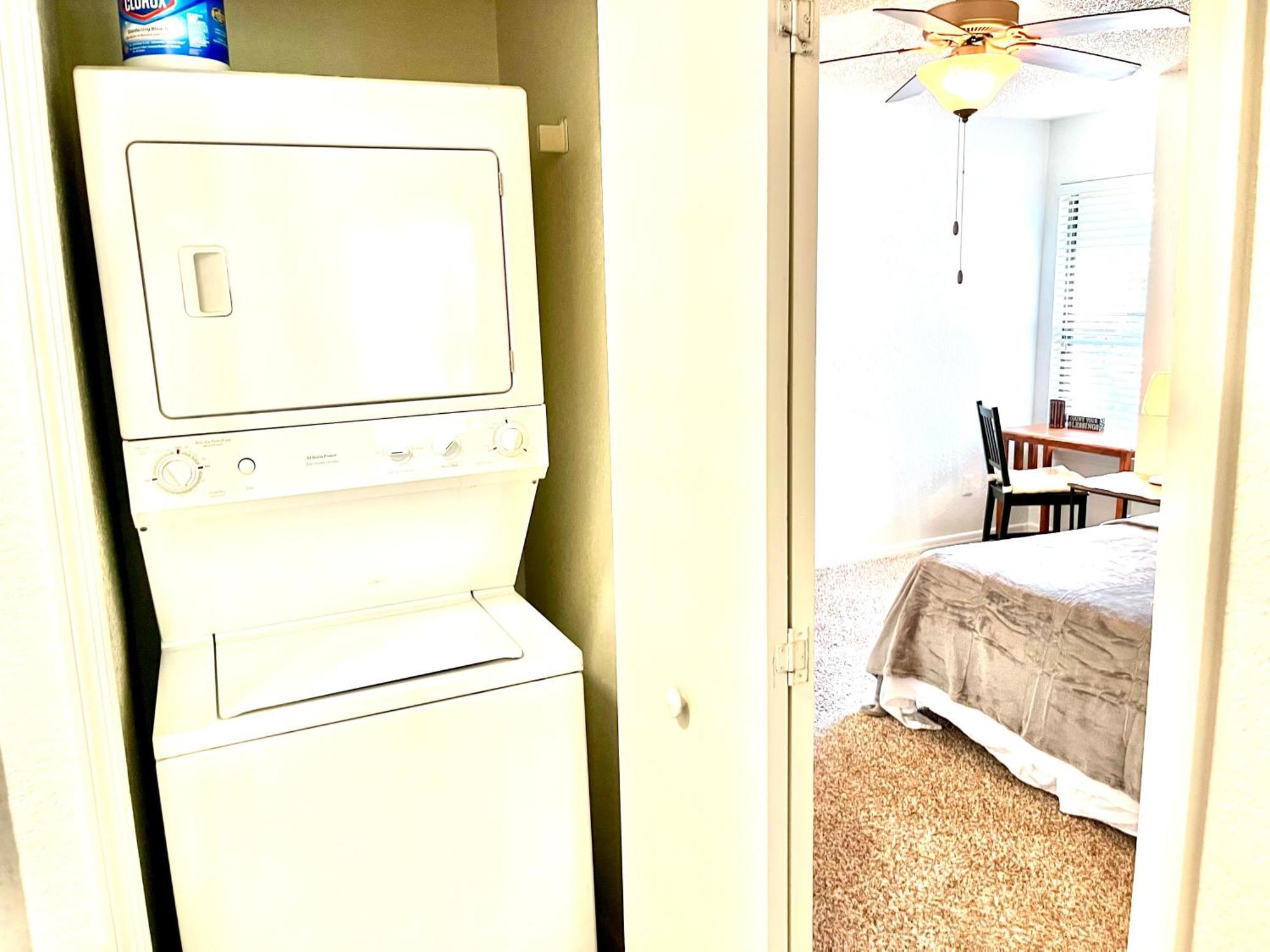 Daytona 2 Bed Apartment 10 Minutes To Beach With Balcony Порт Ориндж Екстериор снимка