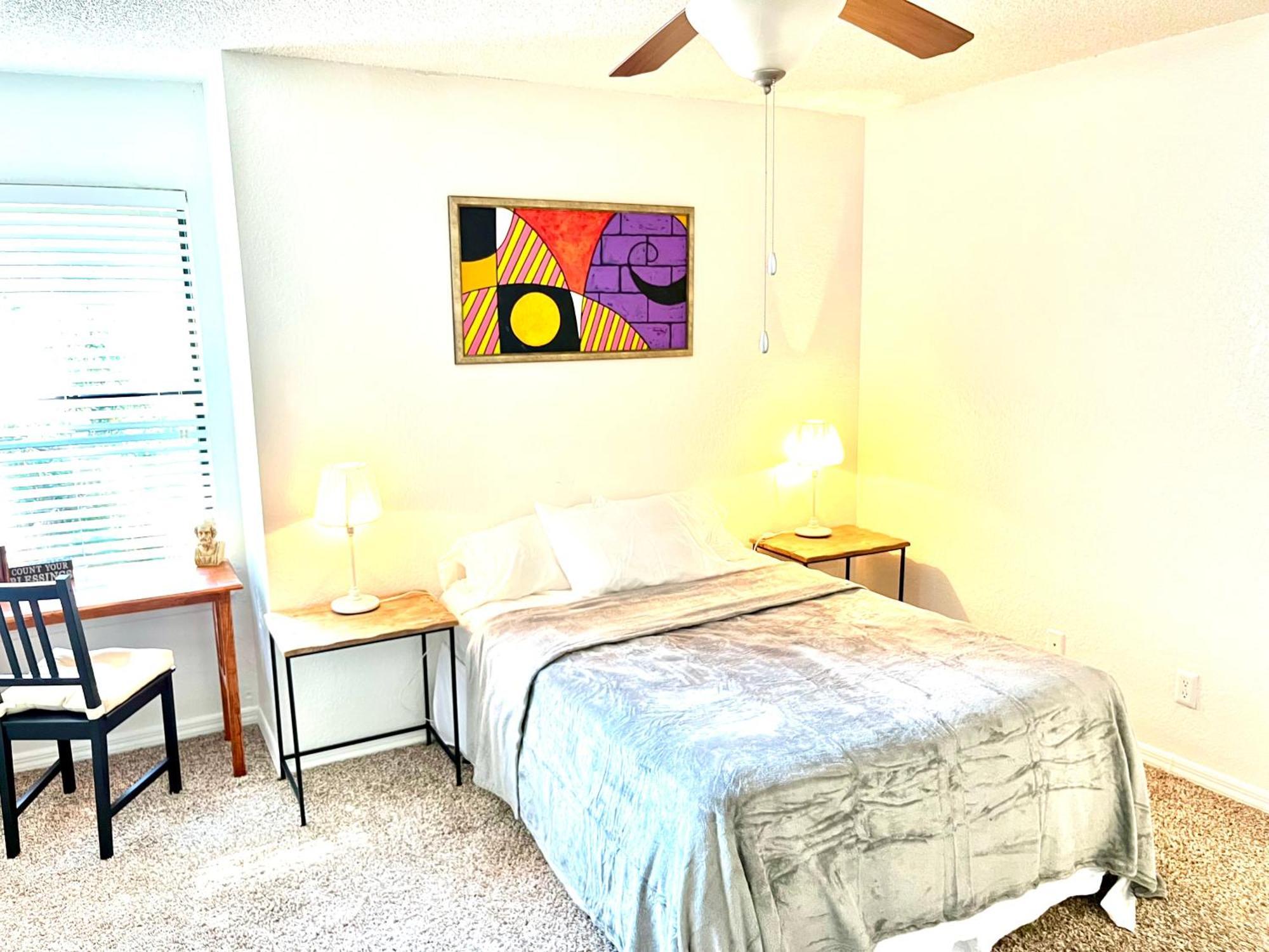 Daytona 2 Bed Apartment 10 Minutes To Beach With Balcony Порт Ориндж Екстериор снимка